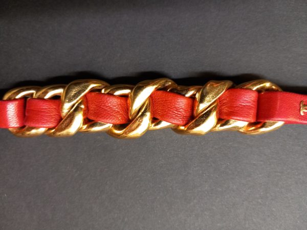 Bracelet rouge Chanel