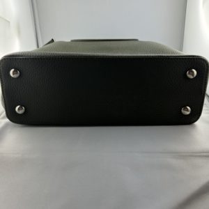 LOUIS VUITTON Sac Capucine BB en cuir vert poignée python