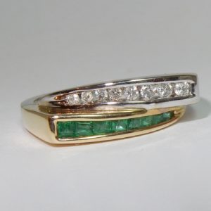 Bague 2 rangs en Or avec Diamants et Emeraudes