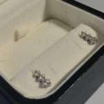Boucles d'oreilles Trilogy - Or gris et 6 diamants 0.7ct