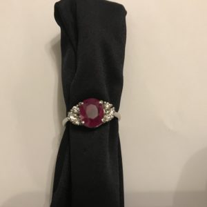 bague en or blanc, rubis BIRMAN