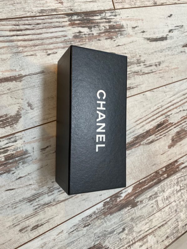 LUNETTES DE SOLEIL CHANEL