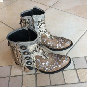 Bottines femme Mexicana pointure 38, très peu portée cause erreur pointure. Convient à un pied taill