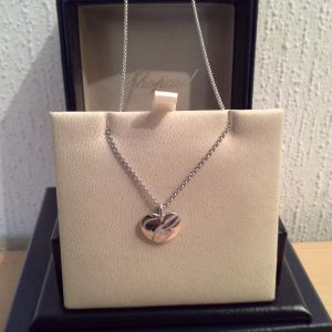 Tours de cou/pendentifs