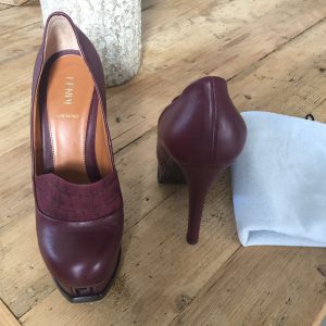 Escarpins Fendi Cuir Bordeaux T38