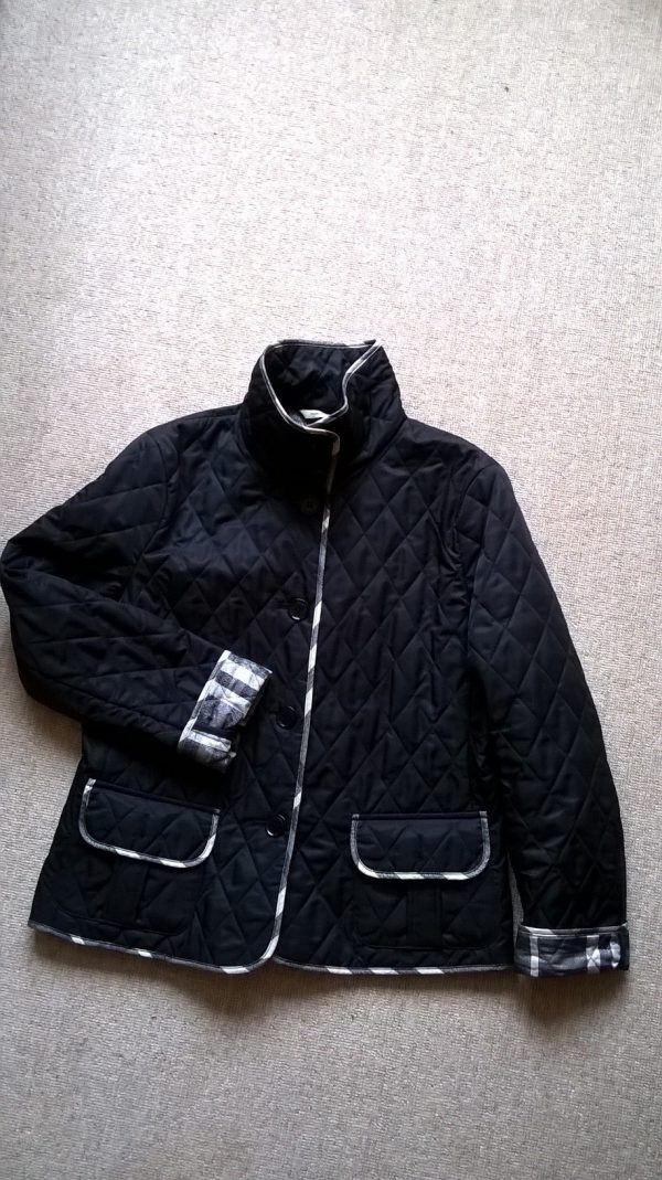 Veste Burberry noir et argentée t.38